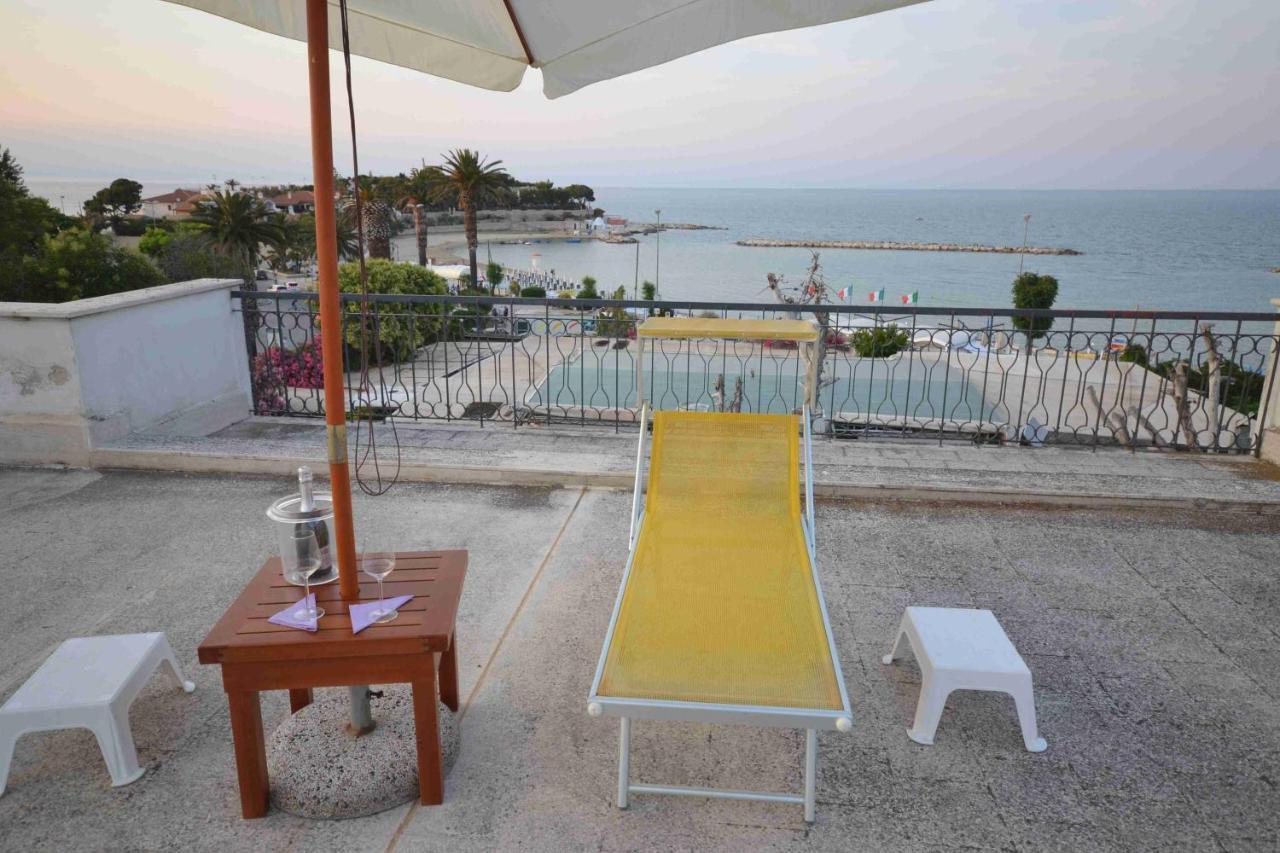 Bed and Breakfast Golden Bay à Trani Extérieur photo