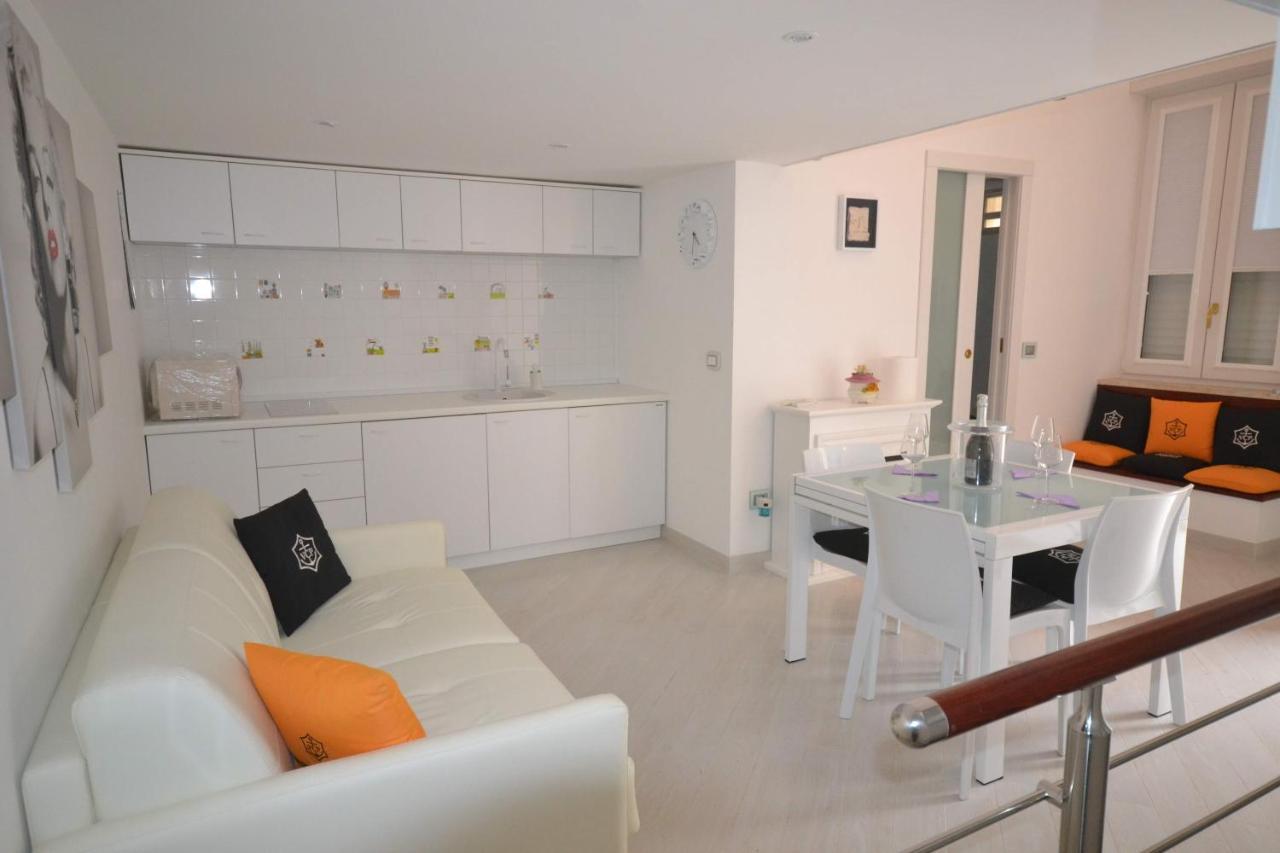 Bed and Breakfast Golden Bay à Trani Extérieur photo