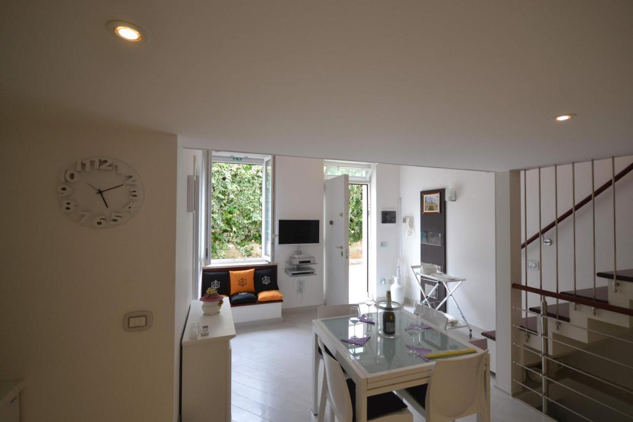 Bed and Breakfast Golden Bay à Trani Extérieur photo