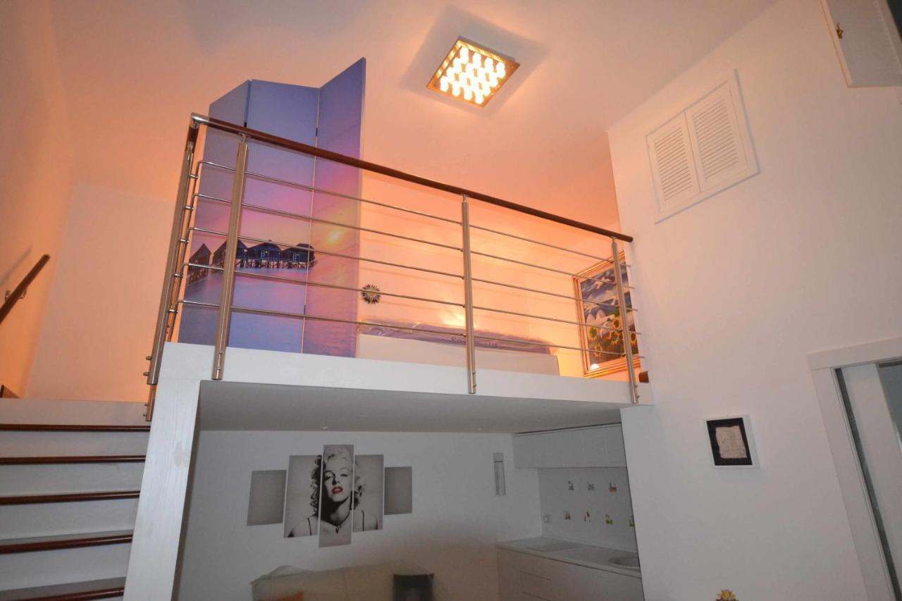 Bed and Breakfast Golden Bay à Trani Extérieur photo